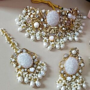 Pakistani bridal jewelry